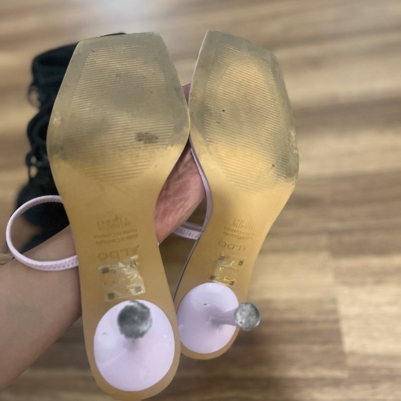 Sandals - Picture 4 of 4